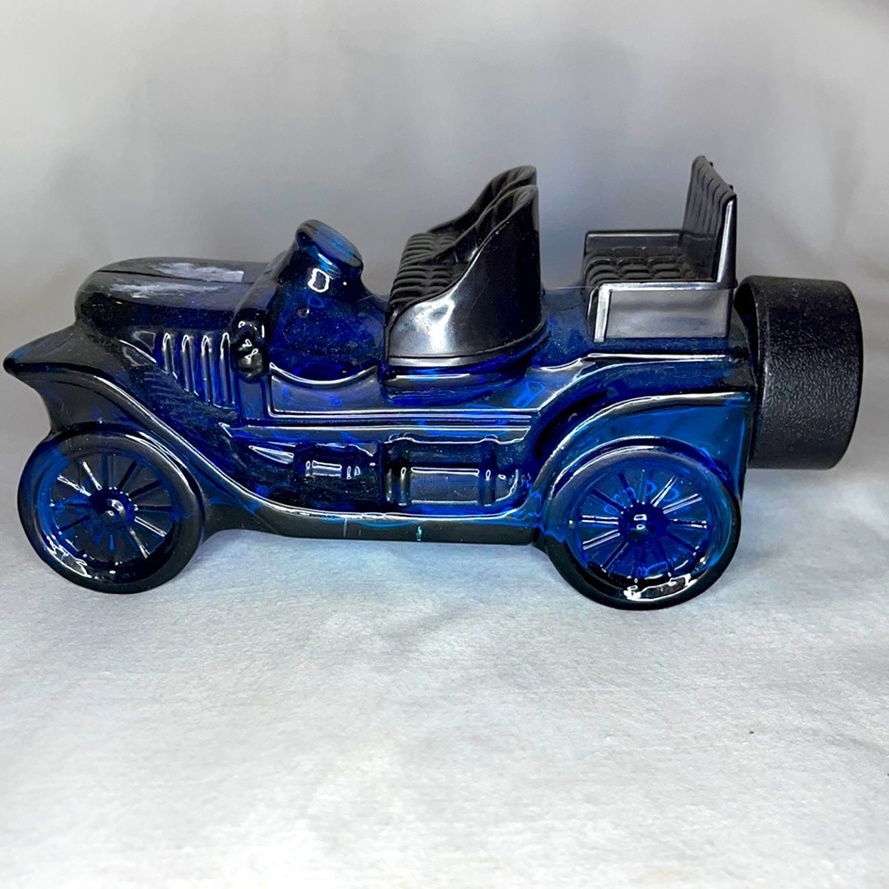Vintage EUC Stanley Steamer Wild Country Men's Cologne Car Decanter (empty).